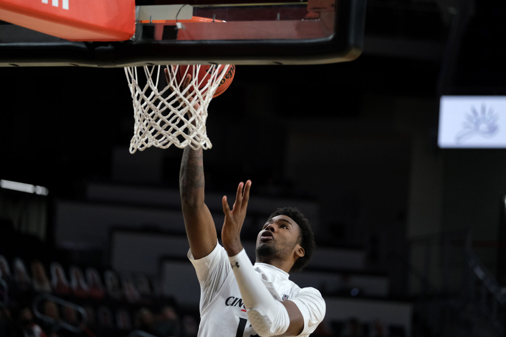 TNR UC MBB vs Temple 021221 AAM13716.jpg